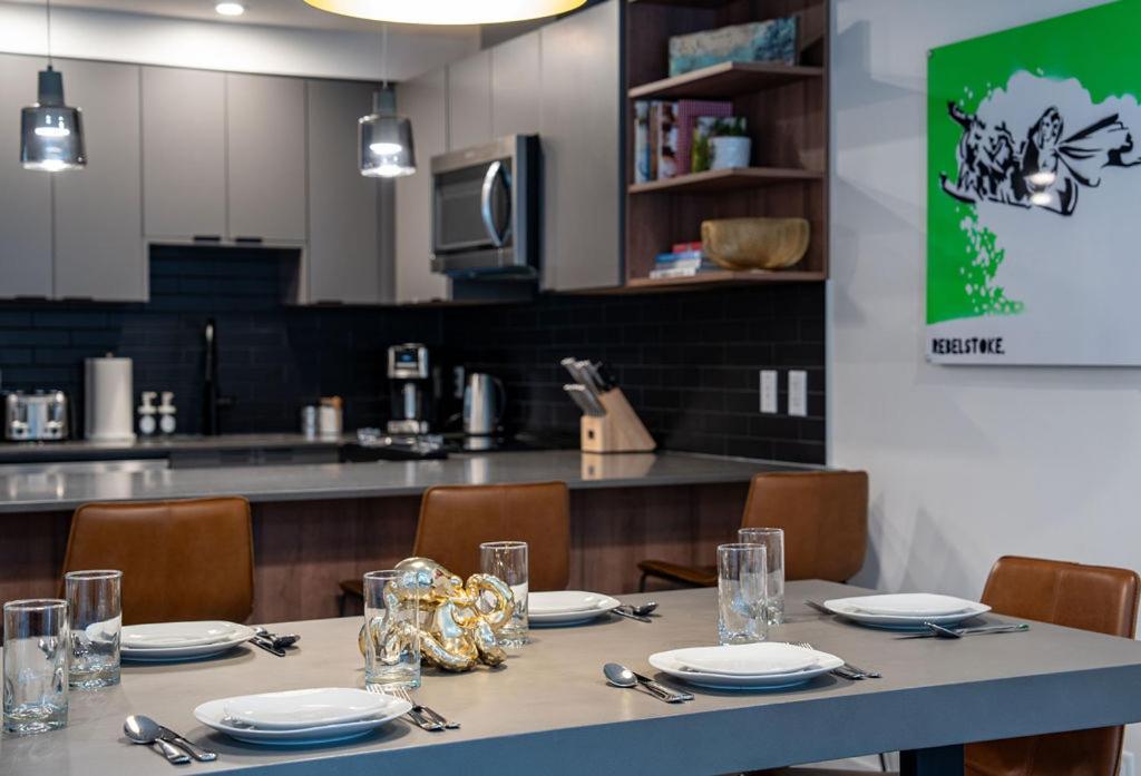 Apartmán Revel In The Stoke By Revelstoke Vacations Exteriér fotografie