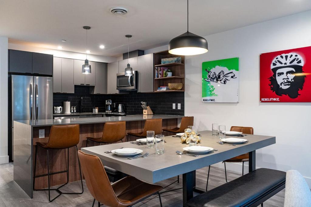Apartmán Revel In The Stoke By Revelstoke Vacations Exteriér fotografie